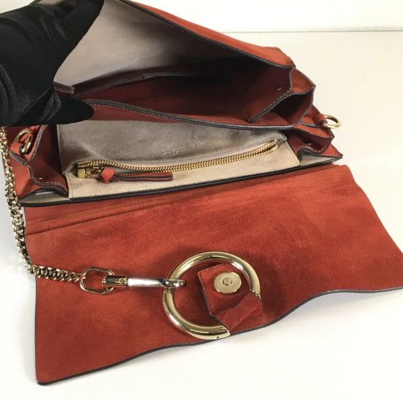 Chloe Faye - Picture 5 of 6